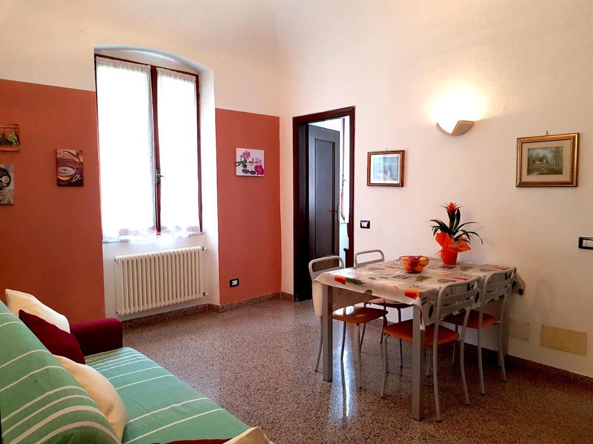 Апартаменти Casa Augusto With Seaview Монтероссо-аль-Маре Екстер'єр фото